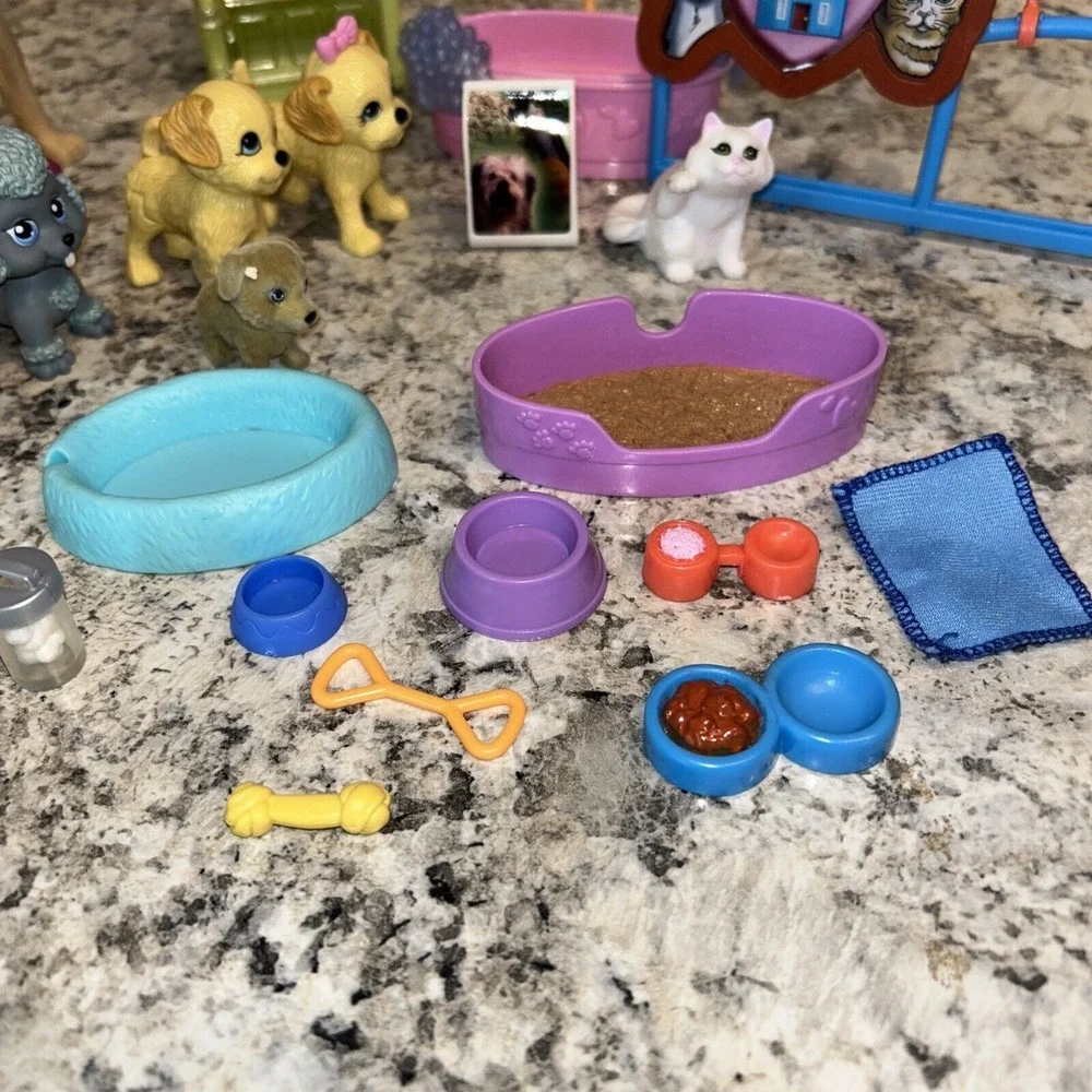 Barbie Dog & Cat Pet Lot‎ Pooping Animals With Accessories D1